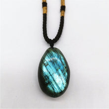 Load image into Gallery viewer, Natural Labradorite Moonstone Necklace