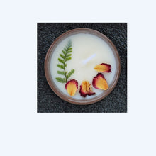 Load image into Gallery viewer, Dried Flower Ceramic Cup Candles