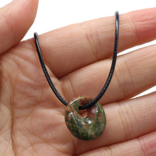 Load image into Gallery viewer, Handmade Semi-Precious Stone Bead Necklace