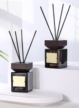 Load image into Gallery viewer, Wooden Lid Rattan Reed Diffuser Essential Oil