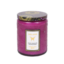 Load image into Gallery viewer, Embossed Glass Handmade Soy Aromatherapy Candles